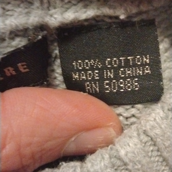 Jeanne Pierre sweater - Picture 3 of 3